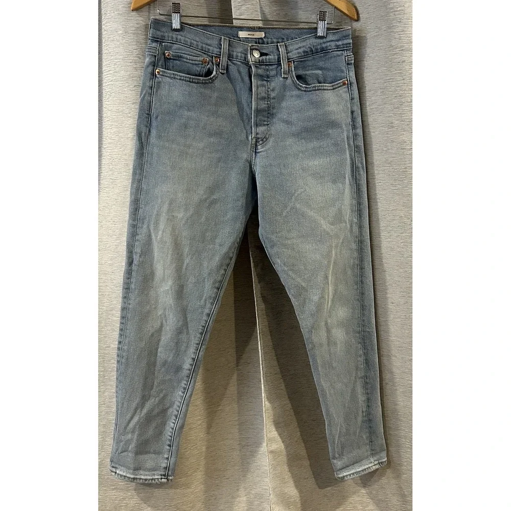 Levis Jeans Size 30 Wedgie Straight Button Fly Blue‎ Denim